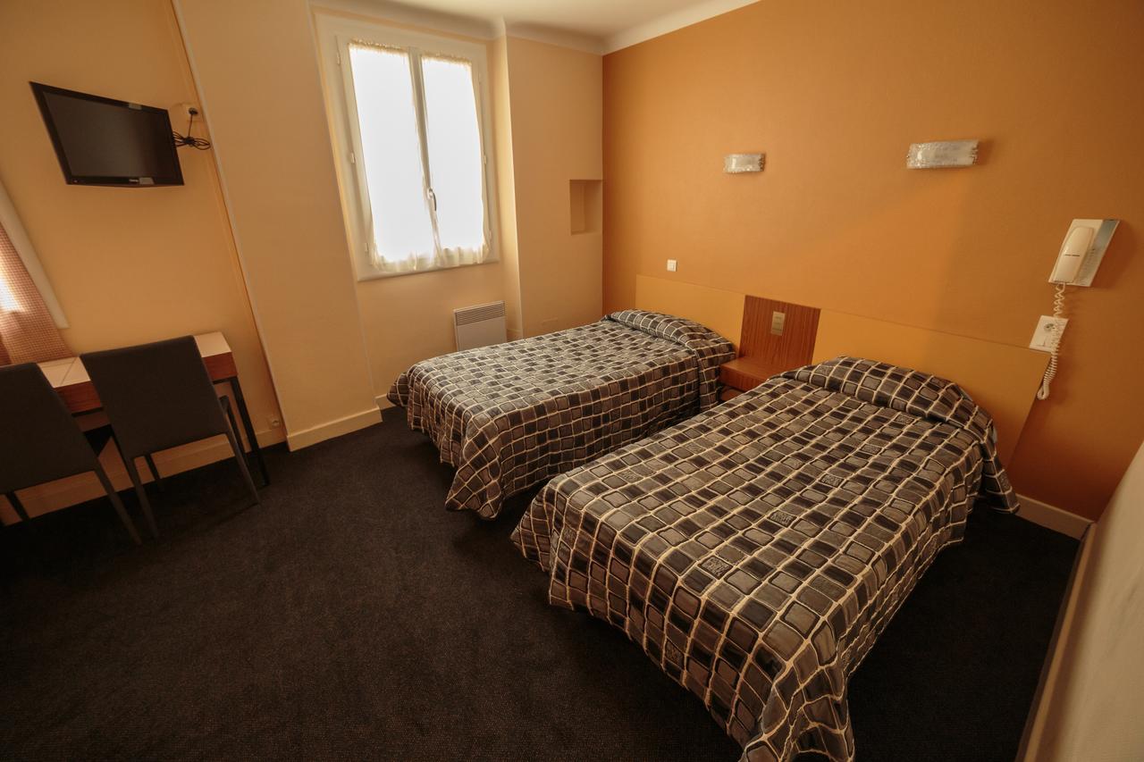 Hotel Saint Sebastien ลูร์ด ภายนอก รูปภาพ