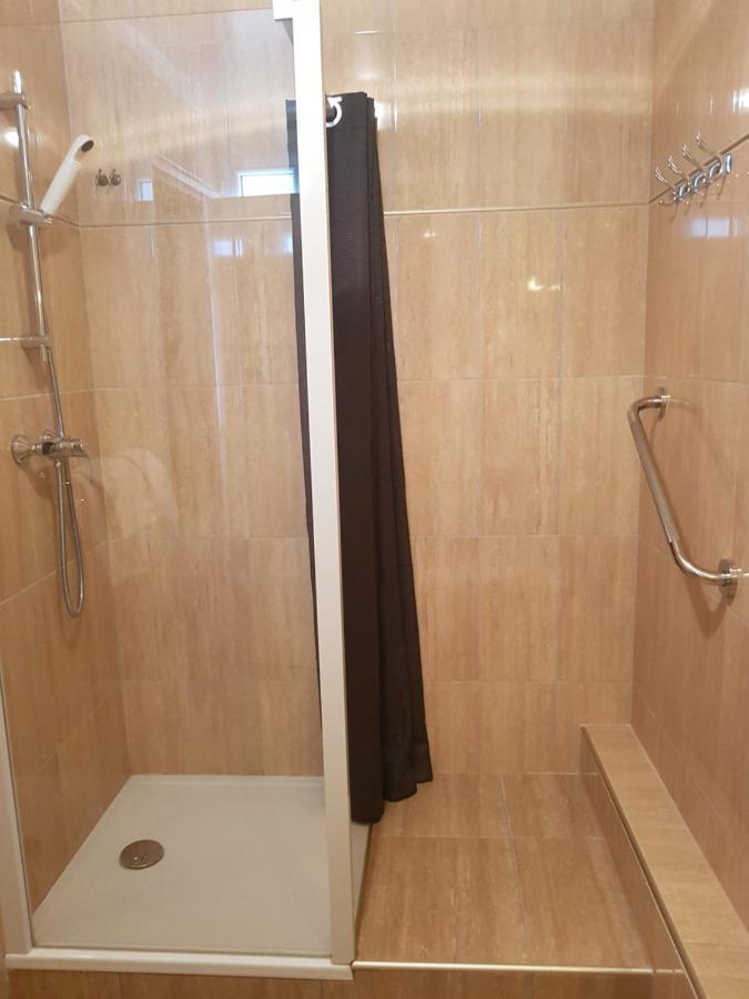 Hotel Saint Sebastien ลูร์ด ภายนอก รูปภาพ